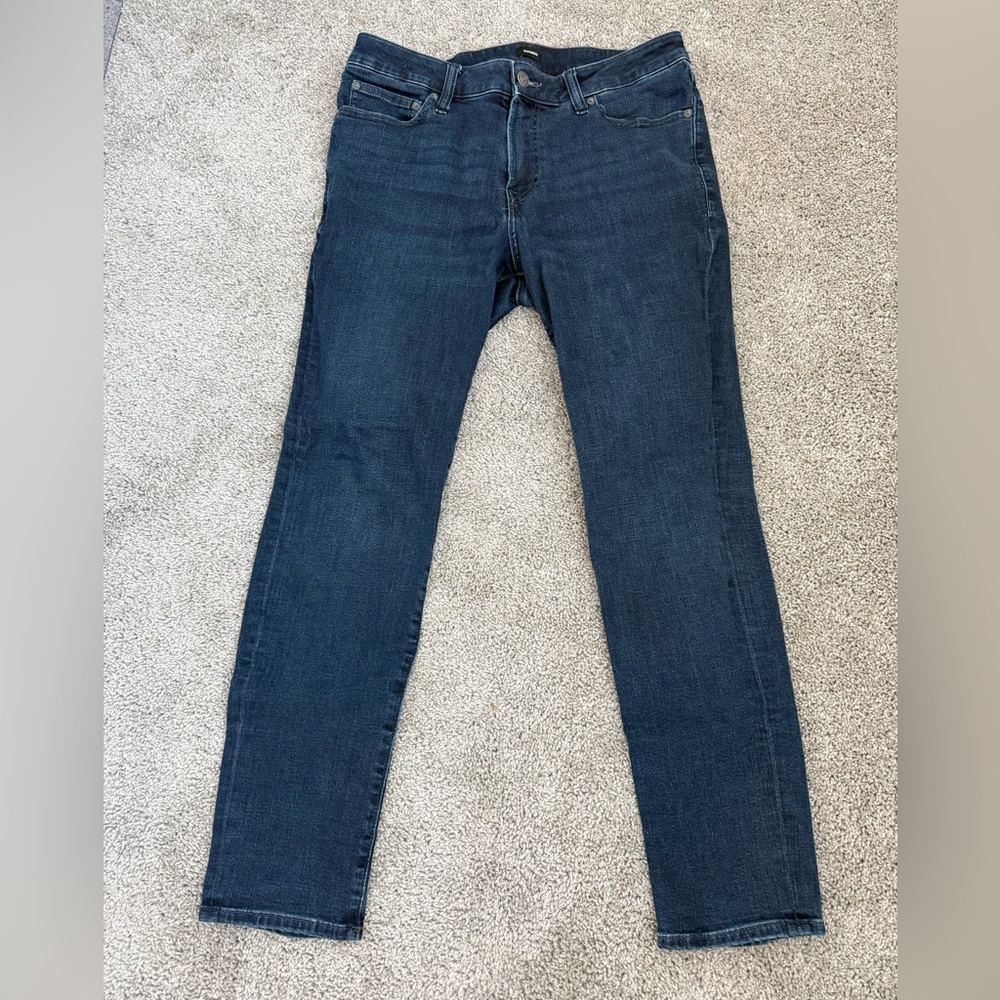 Men’s Express Hyper Stretch Jeans. Medium Wash 32x30